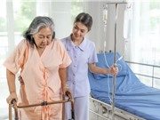 Tập thể dục như thế nào để phục hồi nhanh hơn trong thời gian nằm viện?